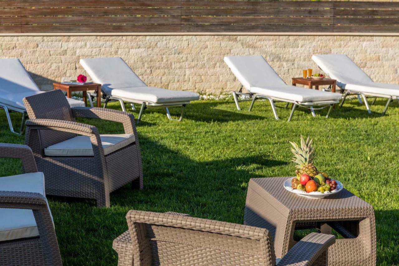 Villa Nissos Línia Dış mekan fotoğraf